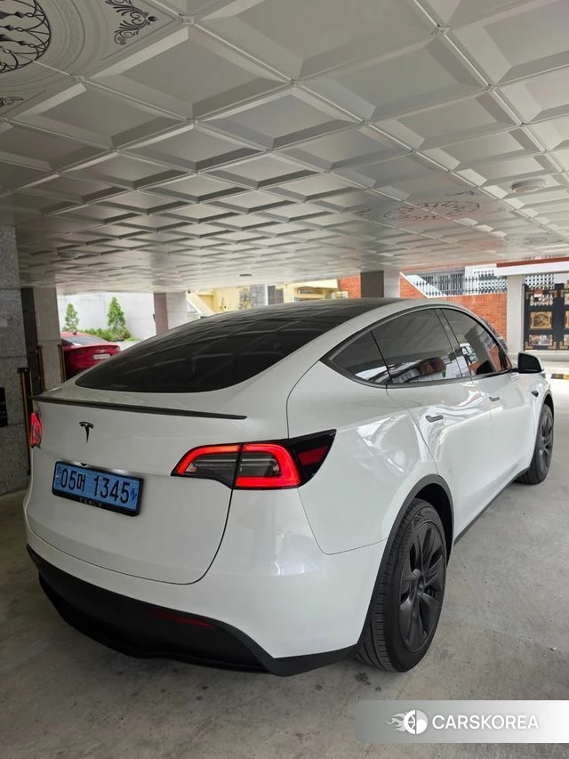 Tesla Model Y 2024 Белый из Кореи, фото 3
