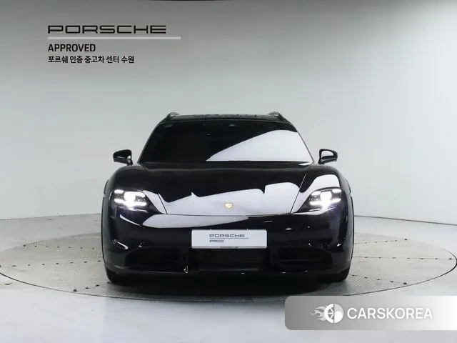 Porsche Taycan id 2423327 из Кореи 13