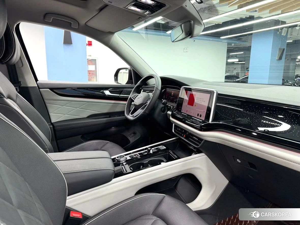 Volkswagen Tourang id 4420871 из Китая 8