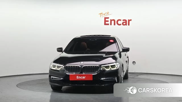 BMW 5 Series (G30) id 3911979 из Кореи 13