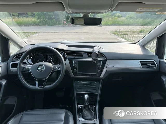Volkswagen Touran L id 4359544 из Китая 20