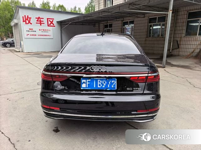 Audi A8 2022 Черный из Китая, фото 3