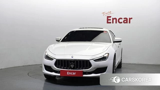 Maserati Ghibli id 3893938 из Кореи 13