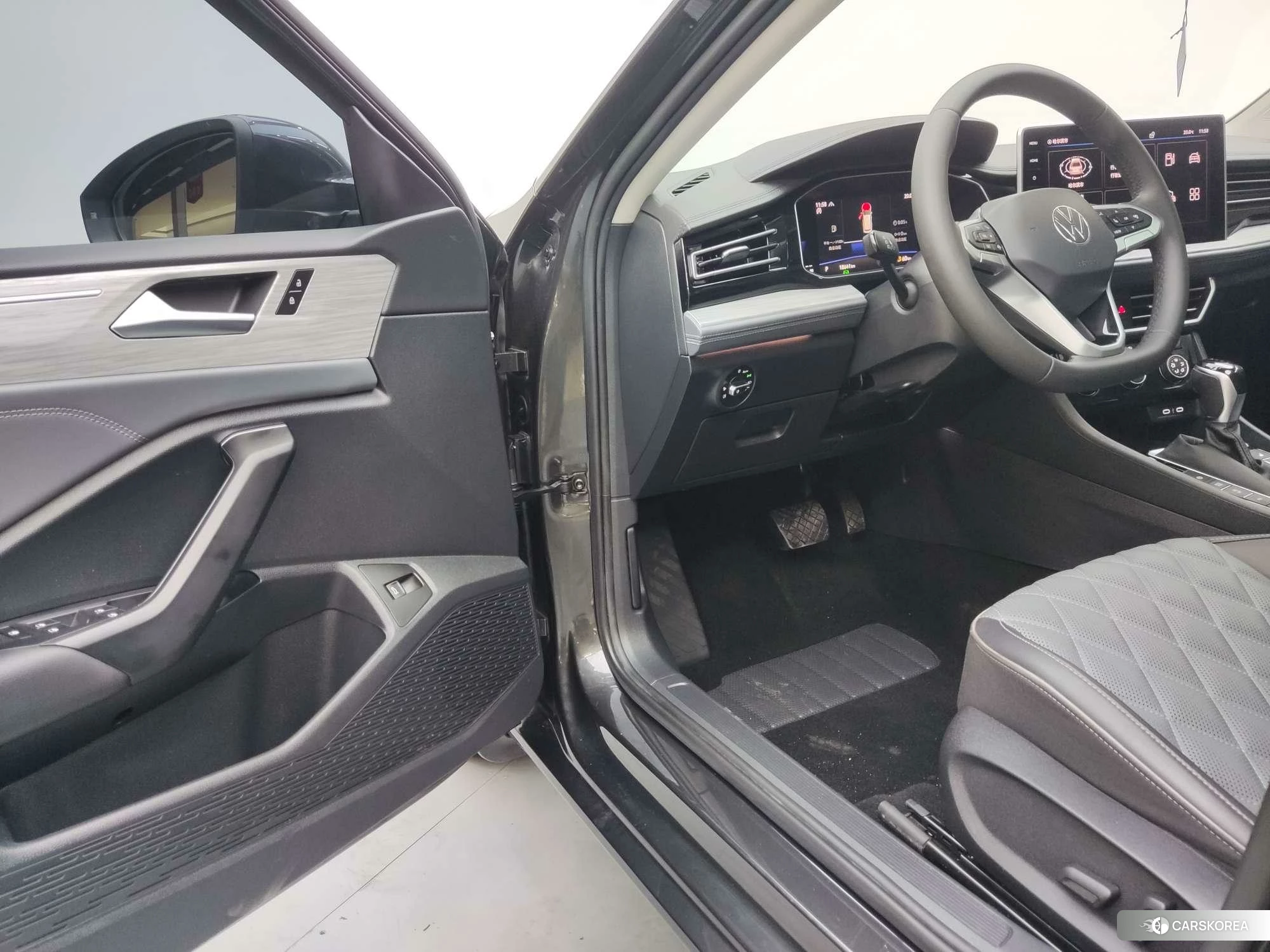 Volkswagen Sagitar id 4473540 из Китая 10