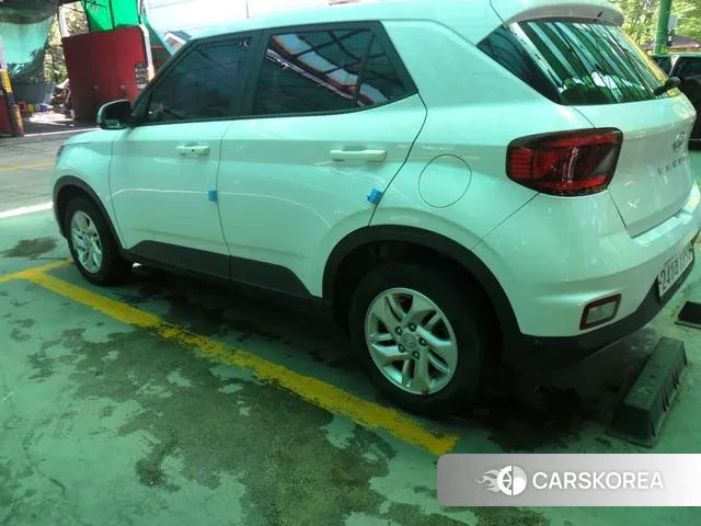 Hyundai Venue id 2990918 из Кореи 9