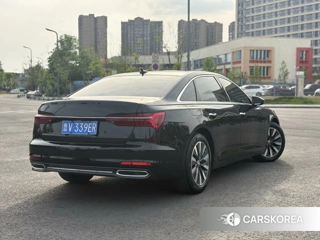 Audi A6L id 4290084 из Китая 15