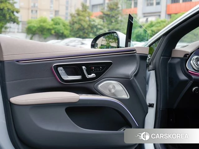 Mercedes-Benz EQS id 4211882 из Китая 13