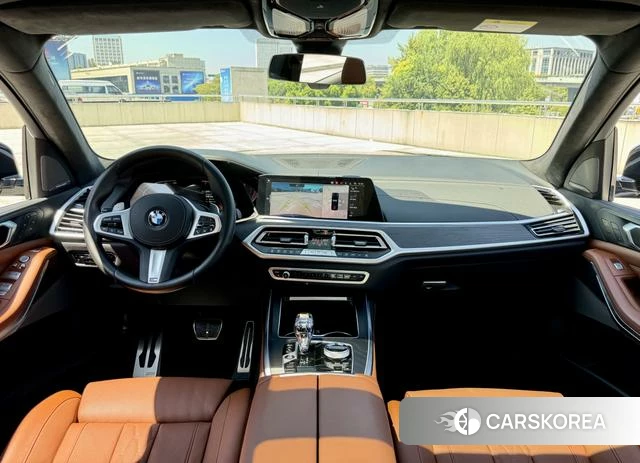 BMW X7 2021 Черный из Китая, фото 3