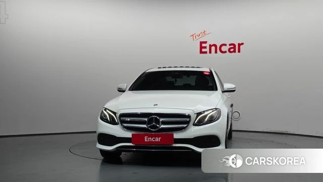 Mercedes-Benz E-Class W213 id 4652270 из Кореи 23