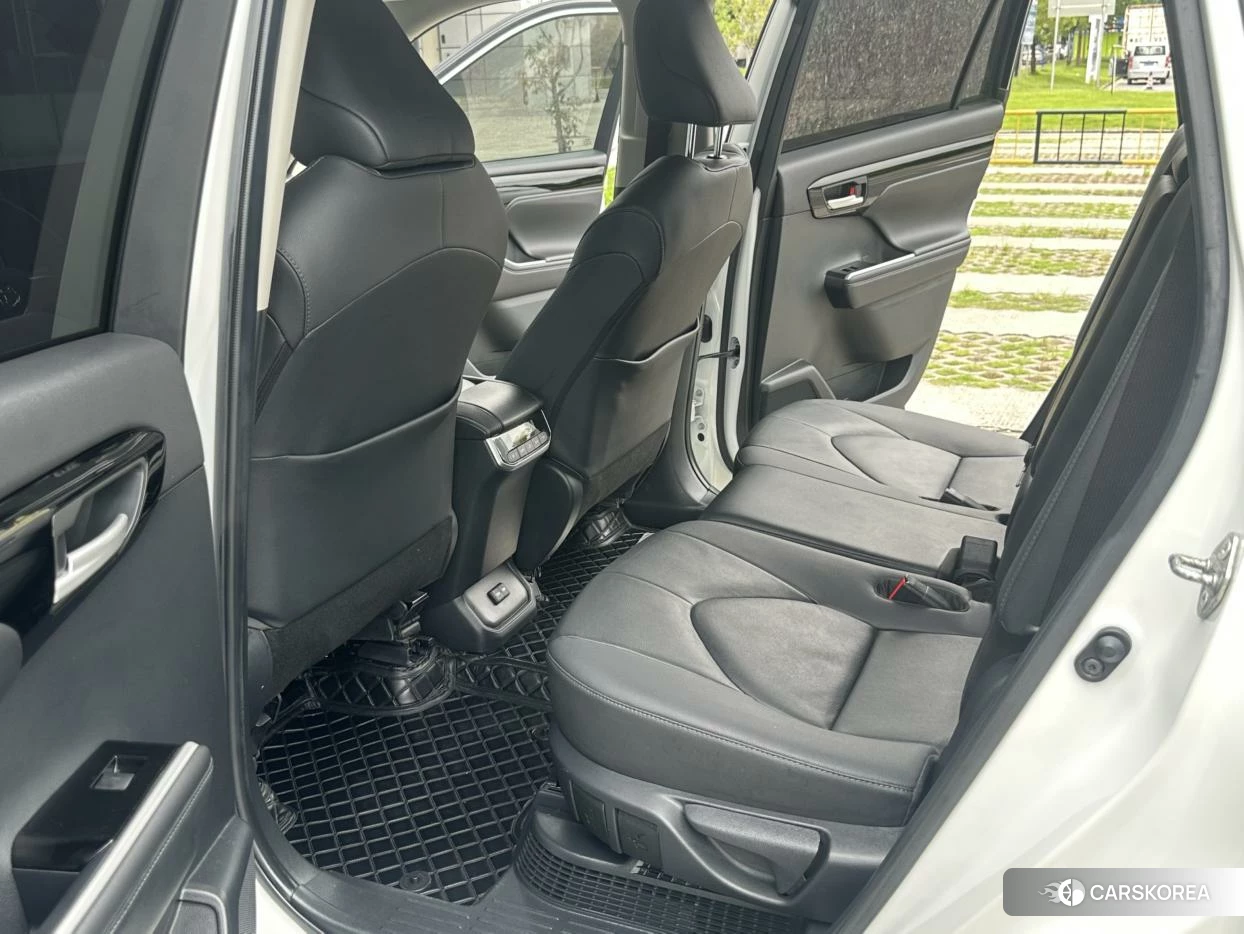 Toyota Highlander id 4454372 из Китая 13