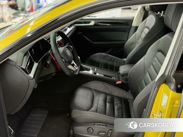 Volkswagen CC 2021 Желтый из Китая, фото 3