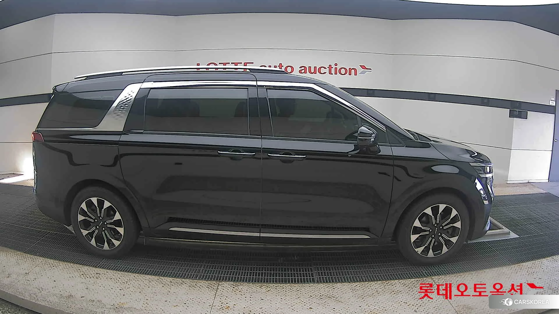 Kia Carnival id 4504365 из Кореи 23