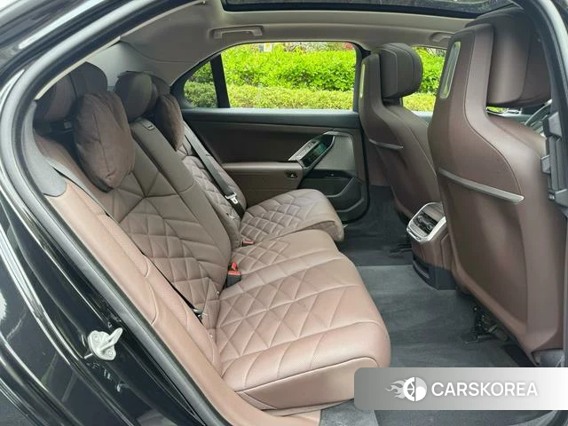 BMW 7 series id 4300752 из Китая 8