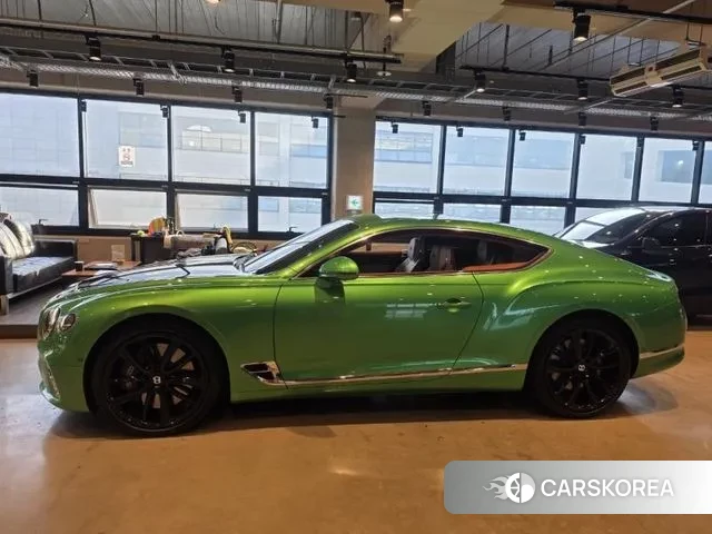 Bentley Continental GT 3rd Generation 2022 Зеленый из Кореи, фото 5