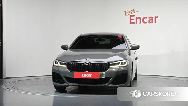 BMW 5 Series (G30) id 3871696 из Кореи 13