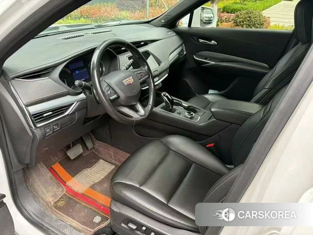 Cadillac XT4 2021 Белый из Китая, фото 3