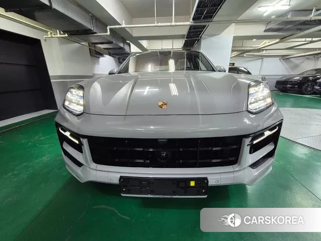 Porsche Cayenne (PO536) 2025 Серебристо-серый из Кореи, фото 3