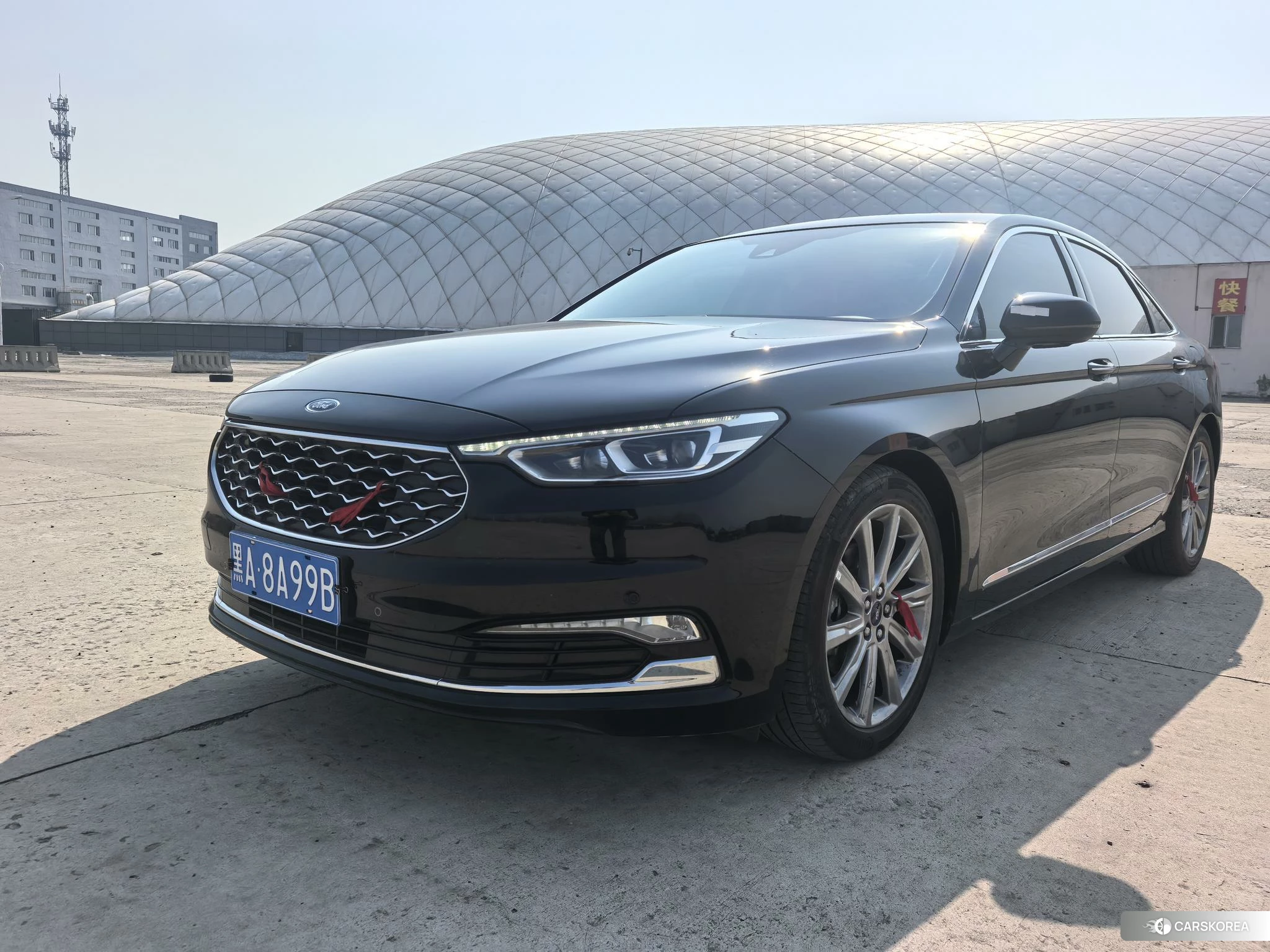 Ford Taurus 2019 Черный из Китая, фото 3