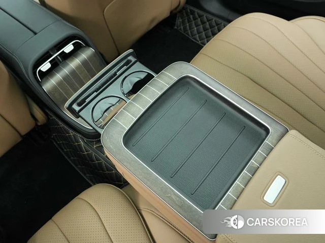 Mercedes-Benz E-class id 4328603 из Китая 18