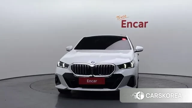 BMW 5 Series (G60) id 3462106 из Кореи 13