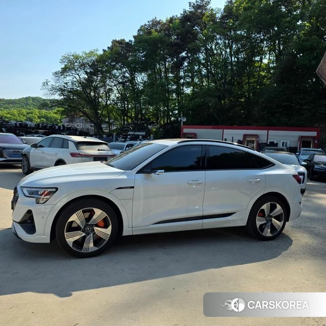 Audi e-Tron id 4283013 из Кореи 13
