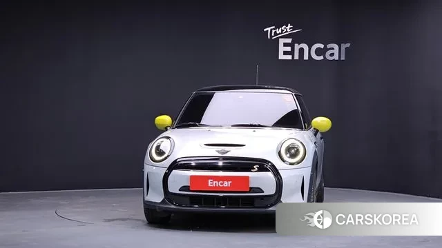 Mini Cooper Electric id 3665123 из Кореи 13