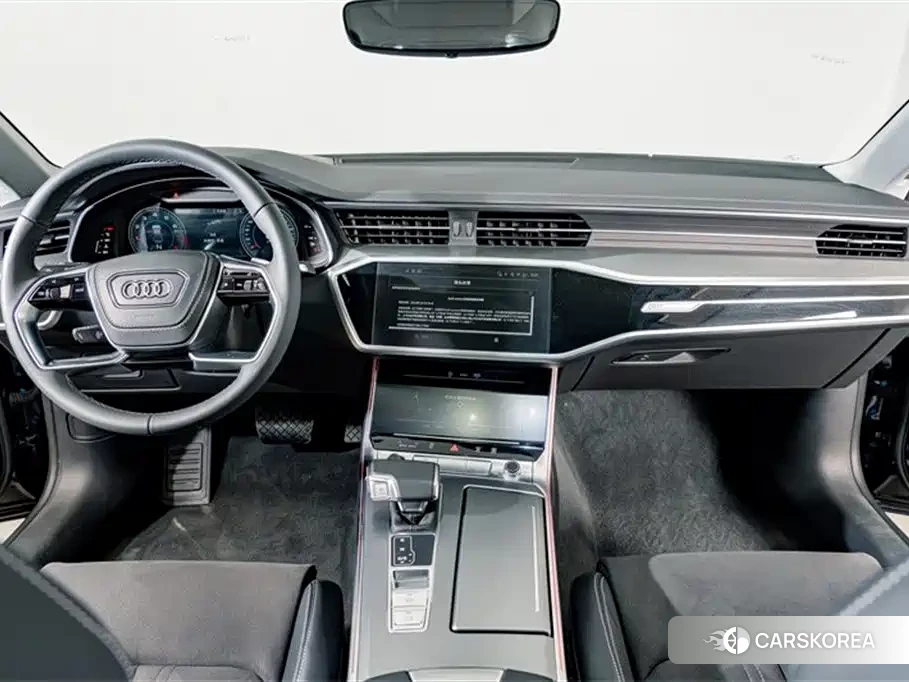 Audi A7L id 4545727 из Китая 16