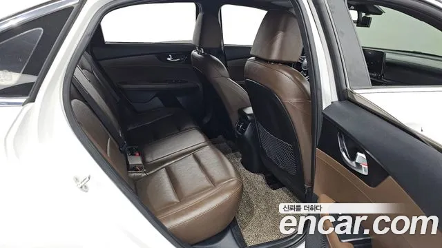 Kia Come New K3 id 2660700 из Кореи 13