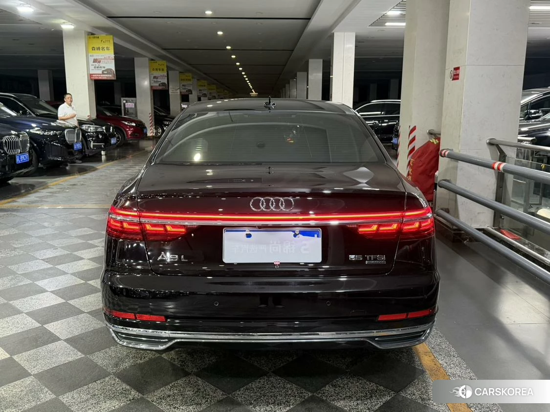 Audi A8 2020 Черный из Китая, фото 4