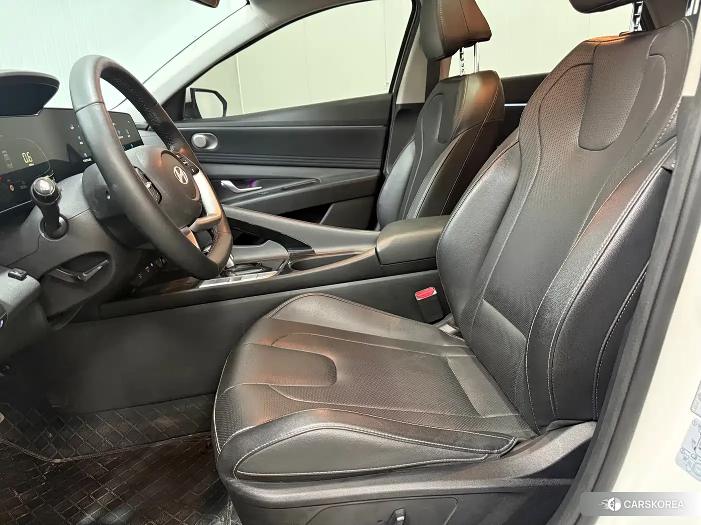 Hyundai Elantra id 4570764 из Китая 15
