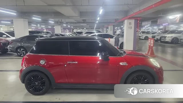 Mini Cooper S id 3090876 из Кореи 12