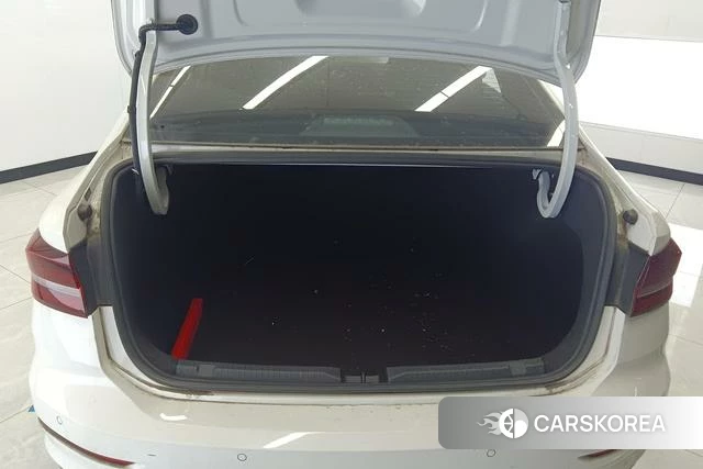 Volkswagen Lavida id 4217421 из Китая 10