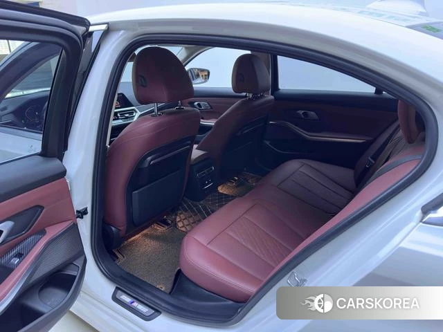 BMW 3 series id 4301406 из Китая 15