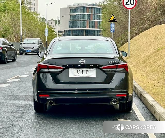 Nissan Teana 2023 Черный из Китая, фото 3