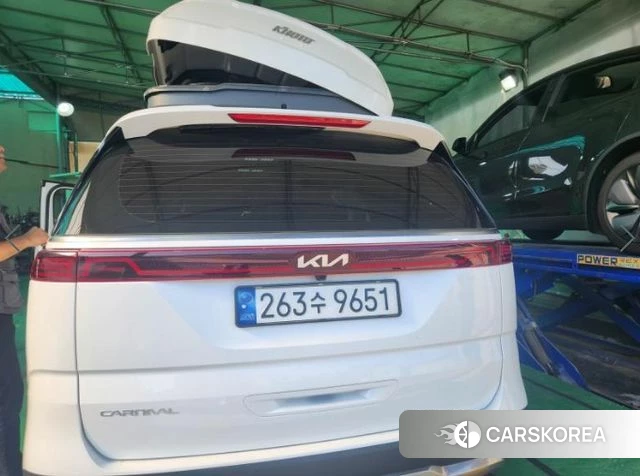 Kia Carnival 4th generation 2022 Белый из Кореи, фото 3
