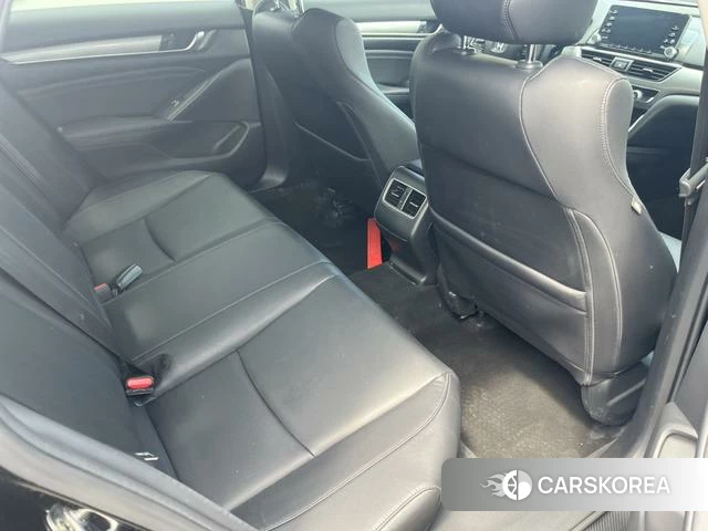 Honda Accord id 4307434 из Китая 17