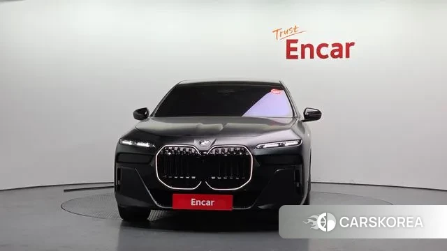 BMW 7 Series (G70) id 3462032 из Кореи 13