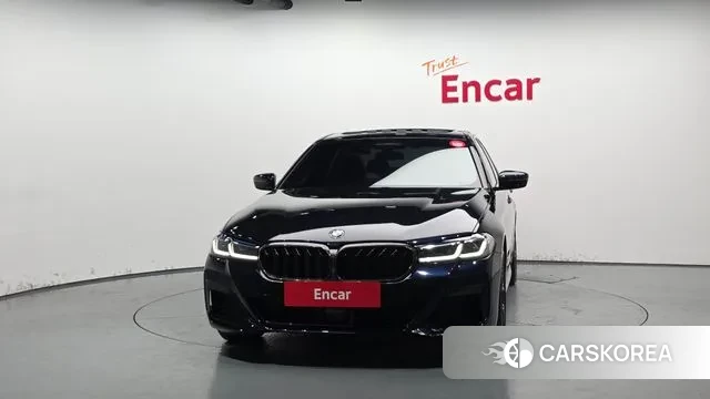 BMW 5 Series (G30) id 3452490 из Кореи 13