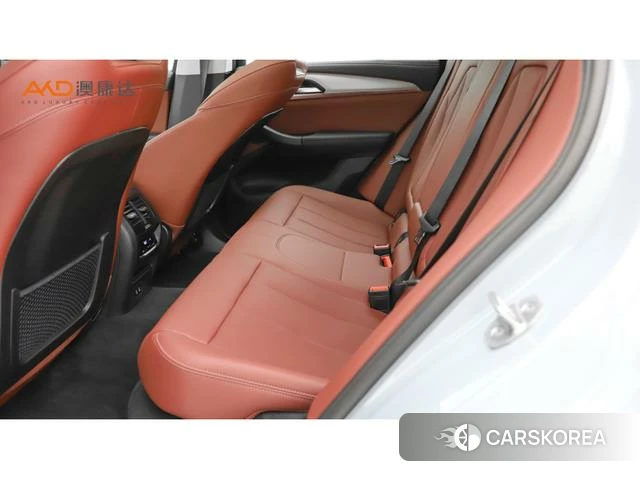 BMW X4 2025 Темно-серый из Китая, фото 3
