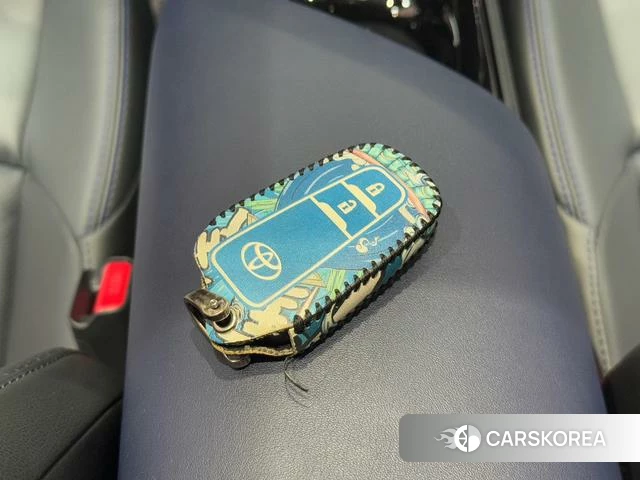 Toyota C-HR id 4273851 из Китая 23