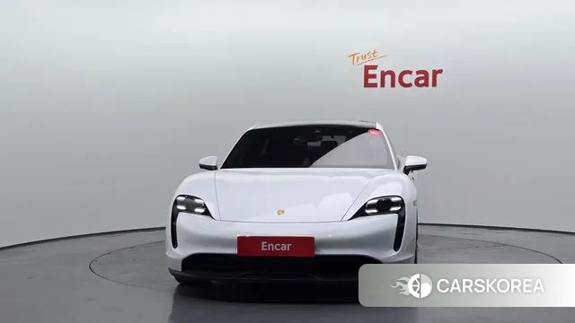 Porsche Taycan id 3017781 из Кореи 13