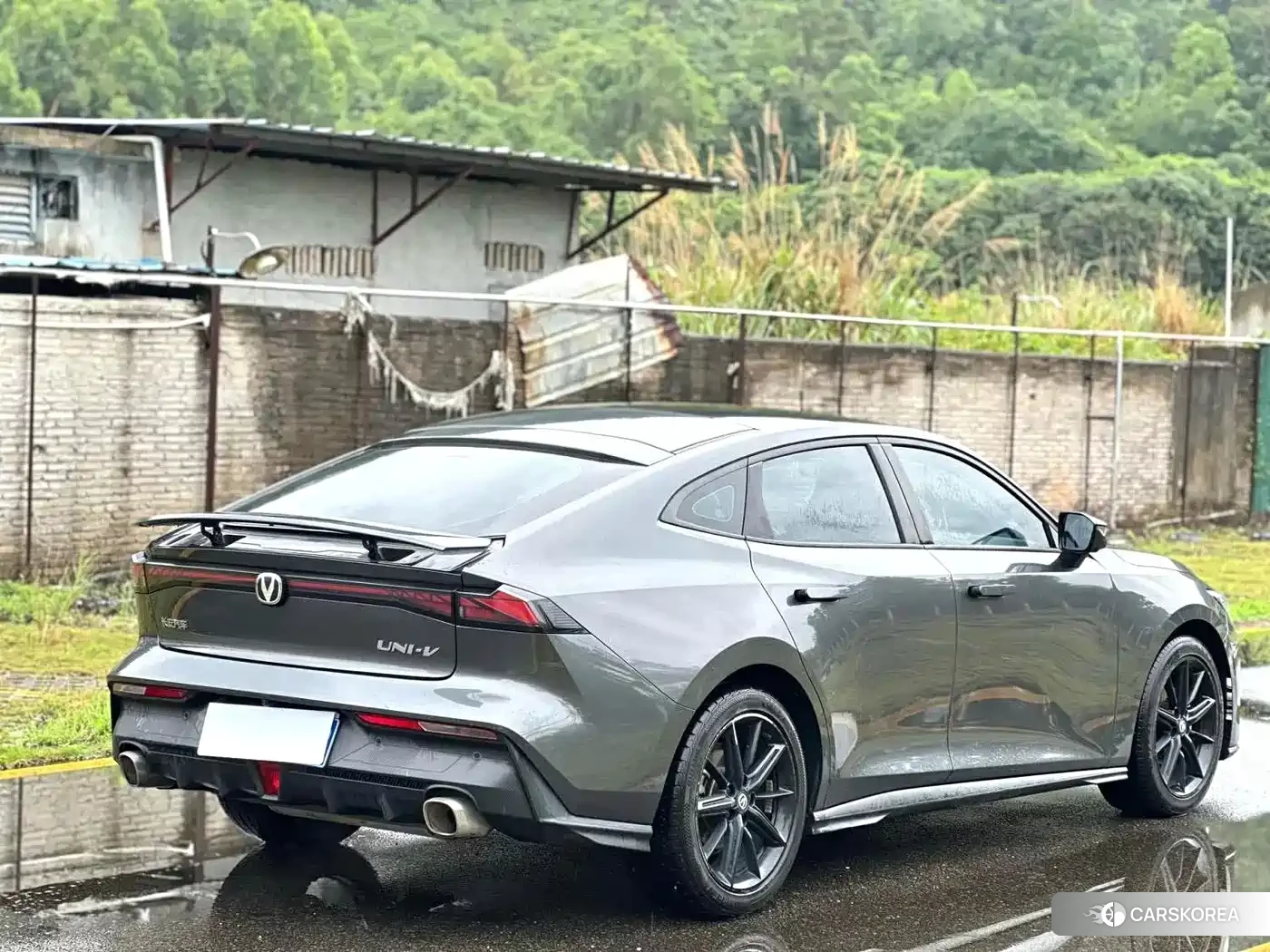 Chang'an Changan UNI-V 2022 Silver/gray из Китая, фото 3