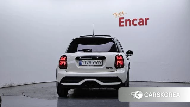 Mini Cooper id 4936369 из Кореи 23