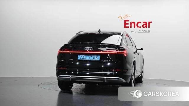 Audi e-Tron id 4646540 из Кореи 23