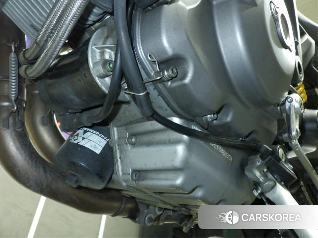 Engine photo