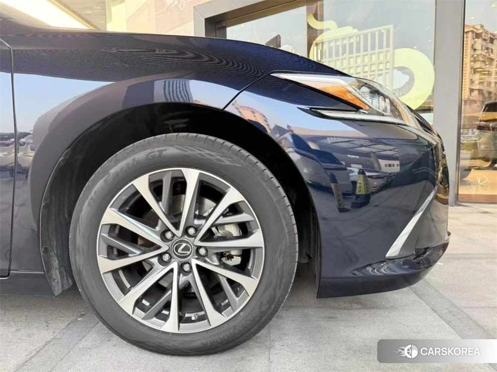 Lexus ES 2022 Синий из Китая, фото 3