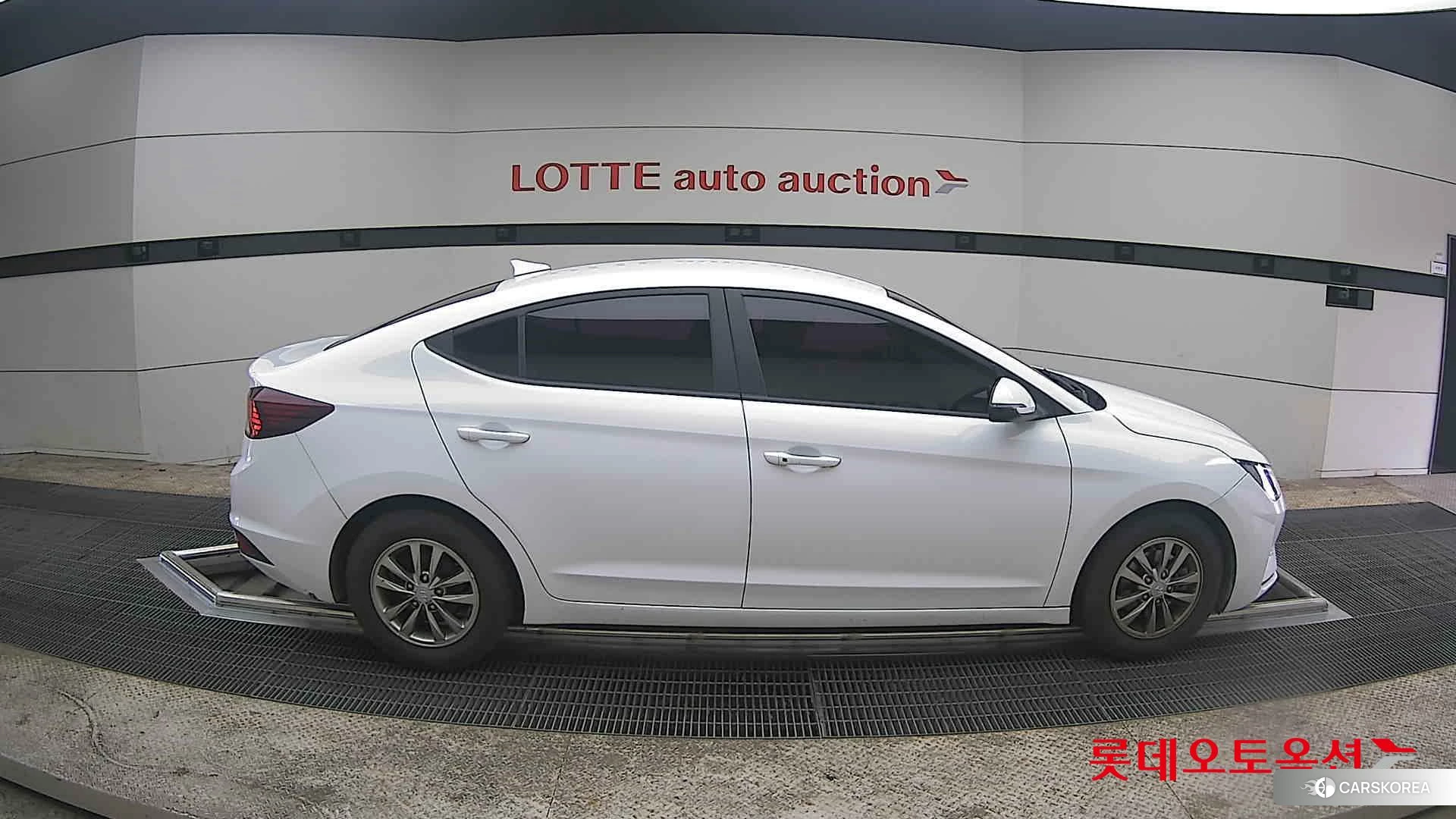 Hyundai Avante id 3869275 из Кореи 23