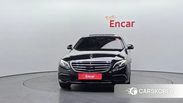 Mercedes-Benz E-Class W213 id 3778529 из Кореи 13