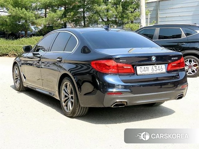 BMW 5 Series (G30) id 3829317 из Кореи 13