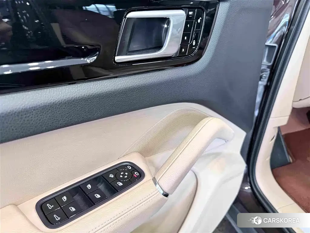 Porsche Cayenne id 4554145 из Китая 23